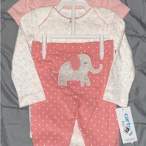 Baby Girl Carters 3 Piece Outfit Size: 6Months - Picture 1 of 2